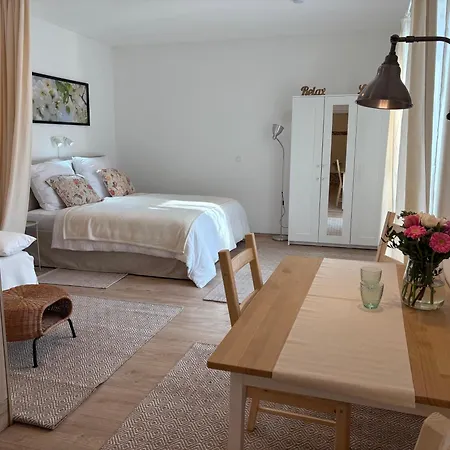 아파트 Naturgartenurlaub In Steffis *