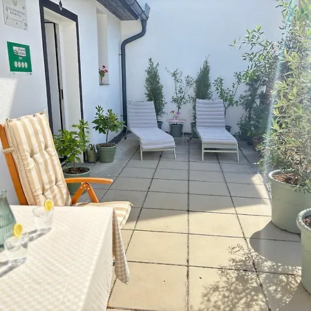 Naturgartenurlaub In Steffis 아파트 Tiefenfucha